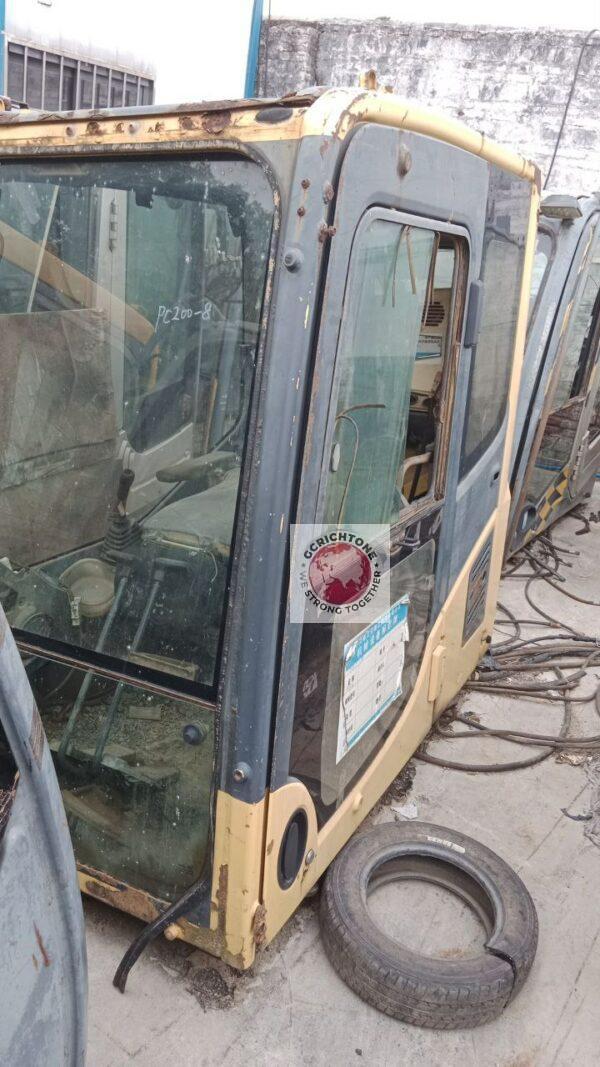 Кабина экскаватора Komatsu Pc200-8 Кабина экскаватора Komatsu Pc200-8